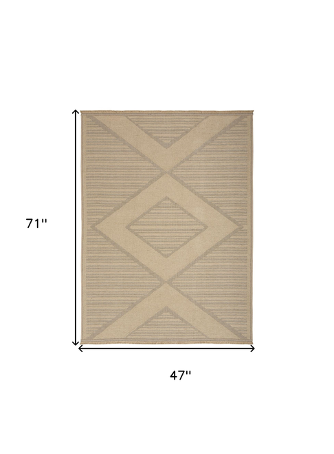 4' X 6' Natural And Beige Geometric Flatweave Non Skid Area Rug With Fringe