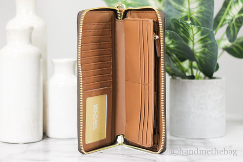 Michael Kors Jet Set Signature Continental Wallet