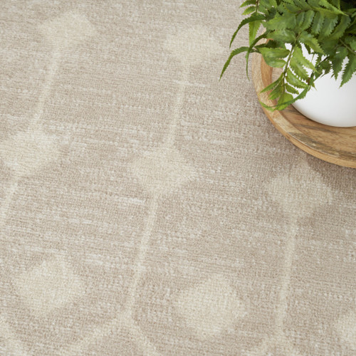 5' X 7' Beige and Ivory Moroccan Power Loom Area Rug