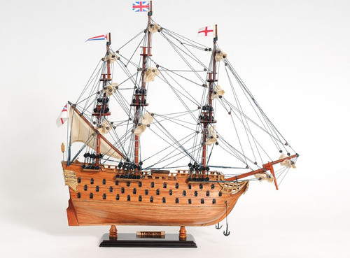 Homeroots Home Decor 18" Wood Brown HMS Victory Hand Painted Decorative Boat
