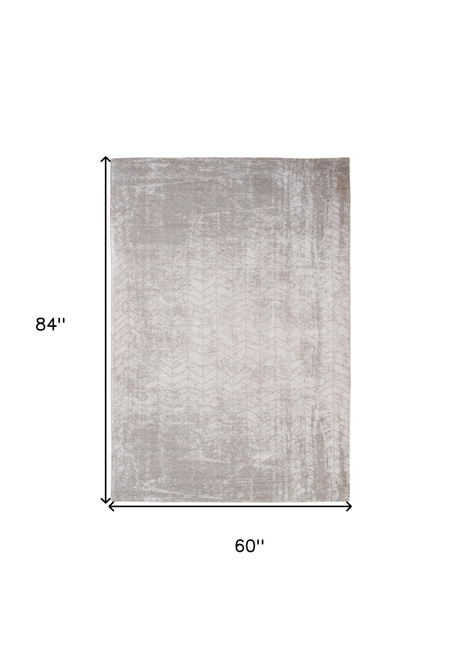 6' X 8' Gray and White Chevron Non Skid Area Rug