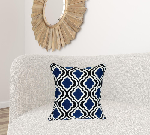 Homeroots Home Decor 18 X 18 Inches Geometric Zippered Pillow, Blue and White, 100% Cotton