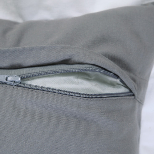 Homeroots Home Decor 20 x 20 Inch Gray and White Geometric Zippered Pillow, 100% Cotton
