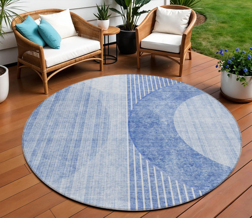8' Denim Blue And Sky Blue Round Geometric Washable Indoor Outdoor Area Rug
