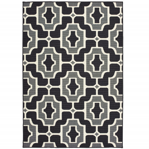Homeroots Outdoor 8' x 11' Black Geometric Stain Resistant for Indoor Outdoor Area Rug