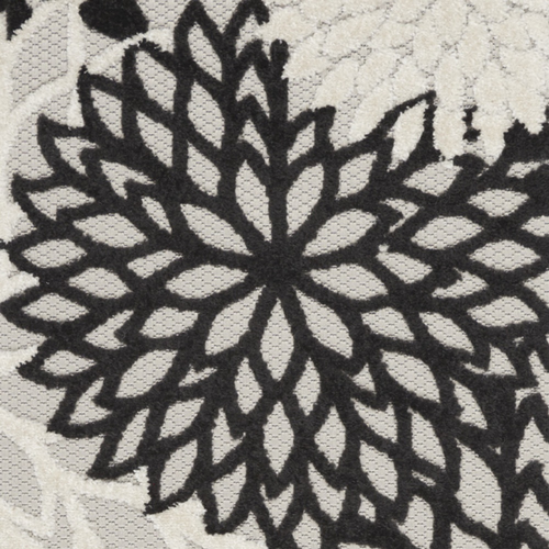 6' Black And White Indoor Outdoor Runner Rug