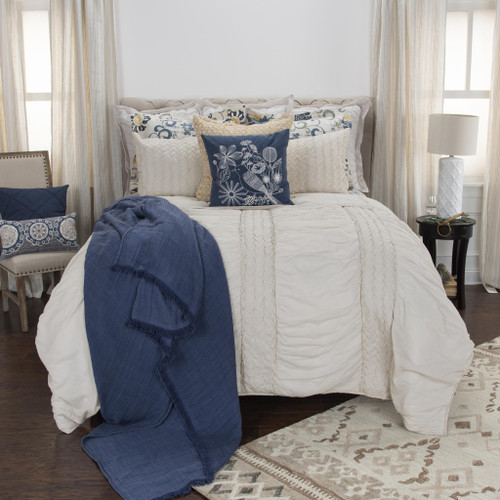 Ivory Geometric King Quilt