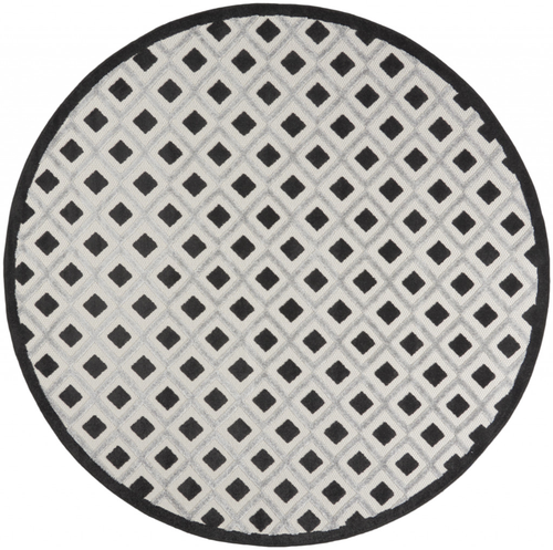 8' X 8' Black And White Round Indoor Outdoor Area Rug