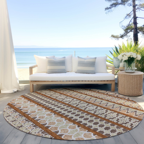 8' Chocolate And Taupe Round Quatrefoil Washable Indoor Outdoor Area Rug