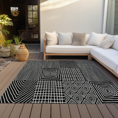 8' X 10' Black And Ivory Geometric Washable Indoor Outdoor Area Rug