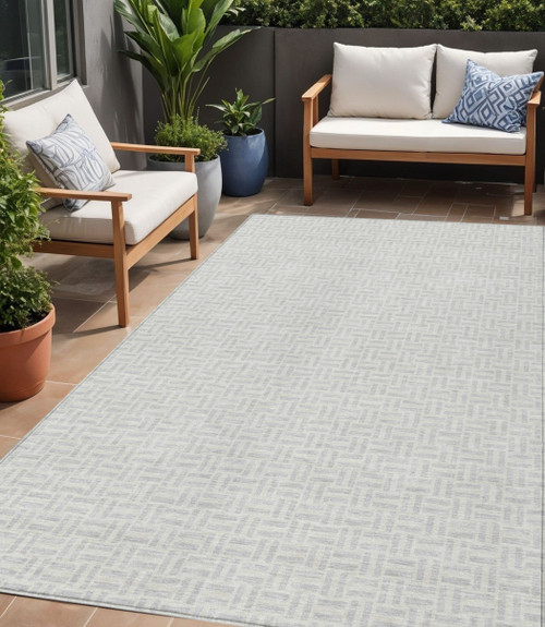 5' X 8' Silver And Gray Geometric Washable Indoor Outdoor Area Rug
