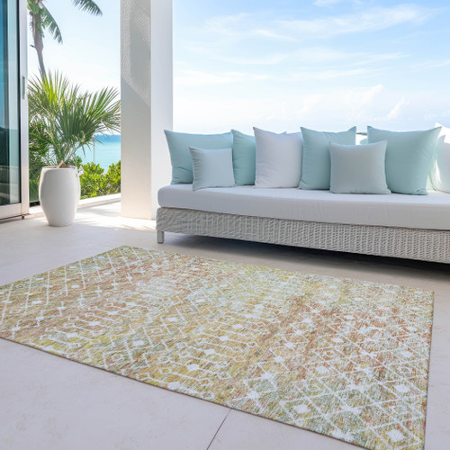 5' X 8' Peach And Ivory Argyle Washable Indoor Outdoor Area Rug