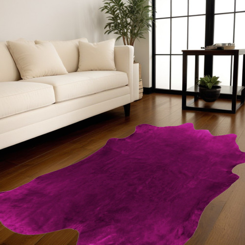 6' X 7' Purple Cowhide Hand Knotted Area Rug