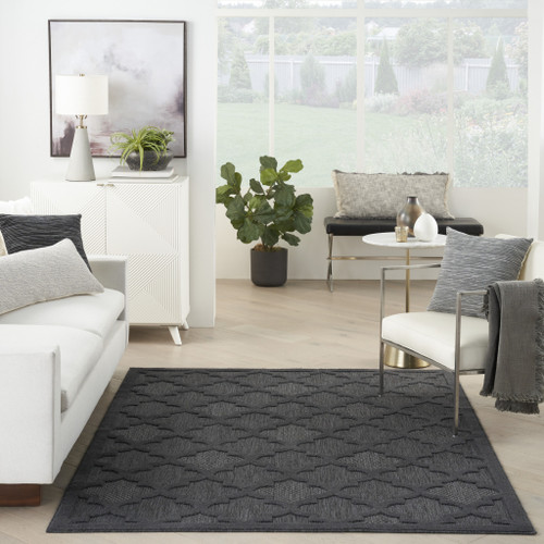6' X 9' Charcoal and Gray Indoor Outdoor Area Rug - 606114737780