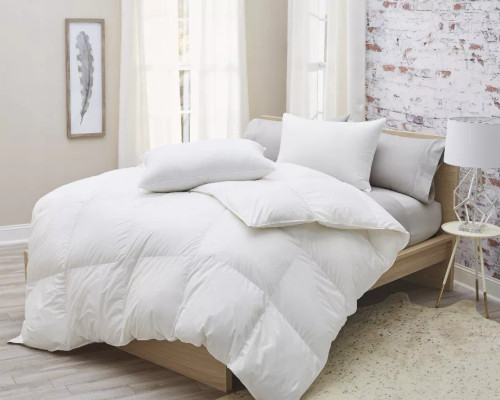 Batiste White Goose Down Comforter