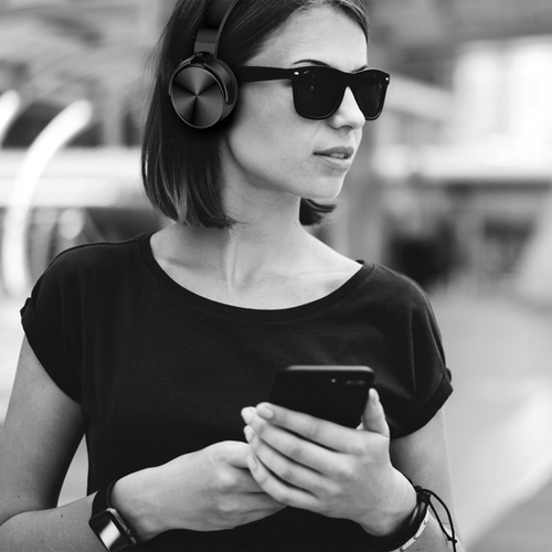 White Folding Bluetooth Headphones