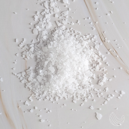pure Dead sea magnesium flakes Bathing in Luxury  soak