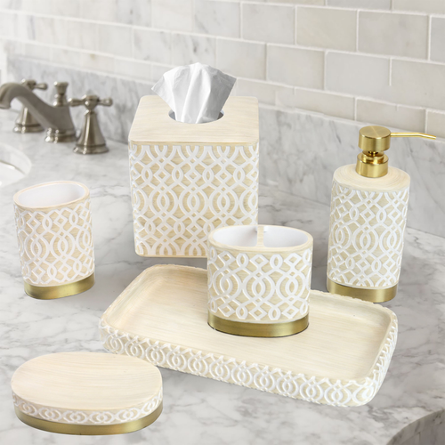Elegant Bathroom Accessories  3
