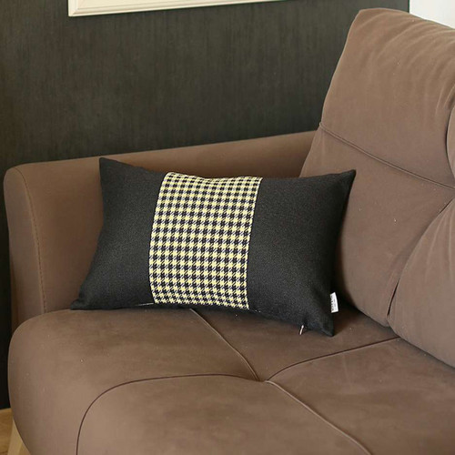 Homeroots Home Decor 12" x 20" Black and Yellow Houndstooth Zippered Handmade Polyester Lumbar Pillow Cover