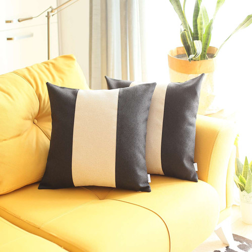 Homeroots Home Decor Set Of 2 Black And White Center Pillow Covers 18 X 18 Inches