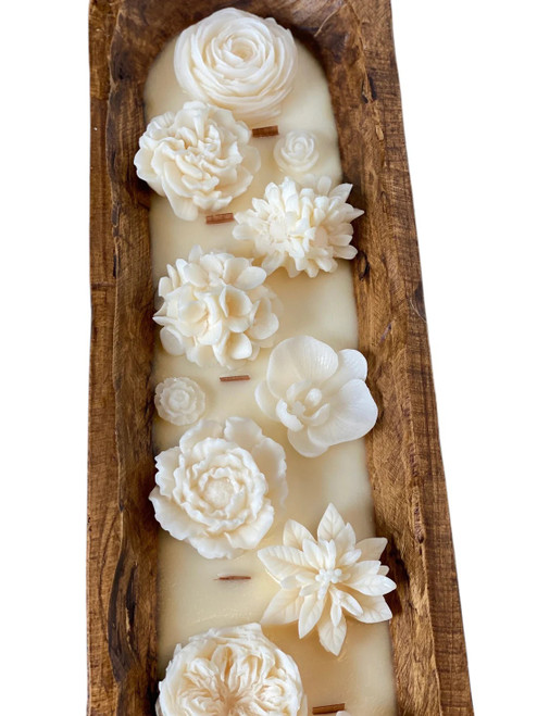 20" Ivory Gardenia Tuberose Scented Six Wick Candle In Brown Distressed Wood Oval Dough Bowl - 880024681061