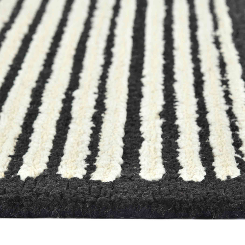 2' X 3' Black And Ivory Wool Abstract Hand Hooked Area Rug - 880016644760