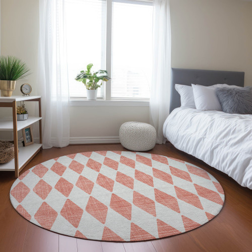 8' Salmon And Ivory Round Geometric Washable Indoor Outdoor Area Rug - 608219348489