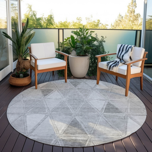 8' Gray Silver And Ivory Round Geometric Washable Indoor Outdoor Area Rug - 608219387594