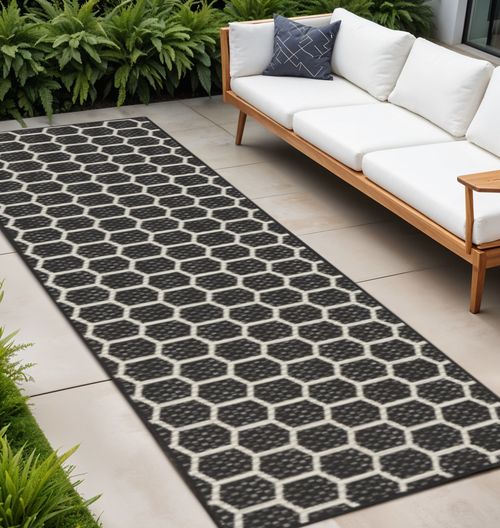 10' Black And Ivory Geometric Indoor Outdoor Runner Rug - 880016474152