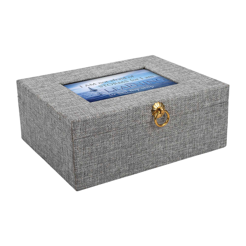 Music Box I Am Not Afraid Of Storms