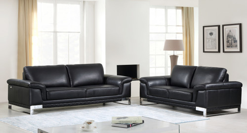 73'" X 39'" X 32'" Modern Black Leather Sofa And Loveseat