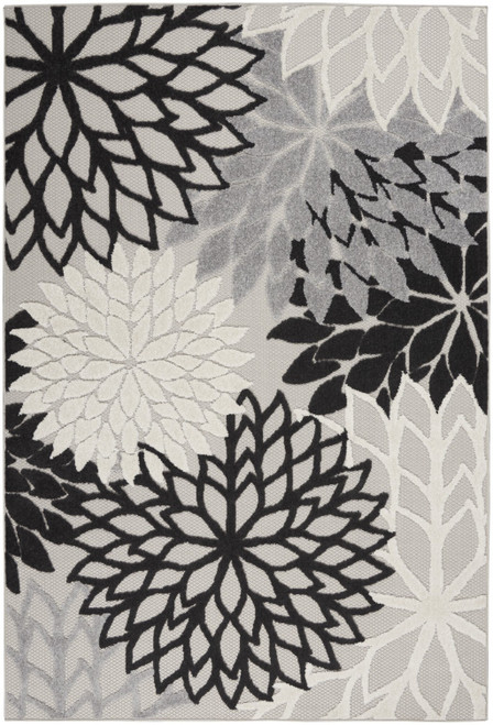 Homeroots Home Decor 6’ x 9’ Indoor Outdoor Area Rug, Black and White, 6x9 Feet
