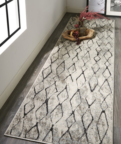 8' Gray And Ivory Geometric Runner Rug Polypropylene Home Accent