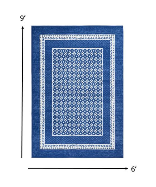 6' X 9' Blue And White Geometric Area Rug