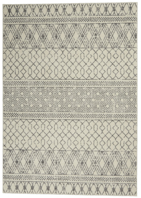 5' X 7' Gray And Ivory Geometric Area Rug Polypropylene Home Accent