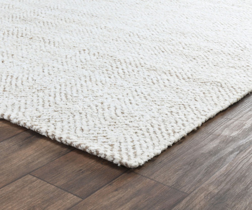 5' x 8' Natural and Ivory Chevron Hand Woven Area Rug