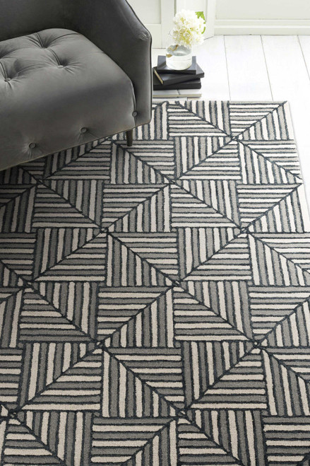 5'x7' Navy Charcoal Hand Tufted Geometric Diamond Pattern Indoor Area Rug