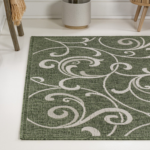 4' X 6' Green And Cream Floral Indoor Outdoor Area Rug