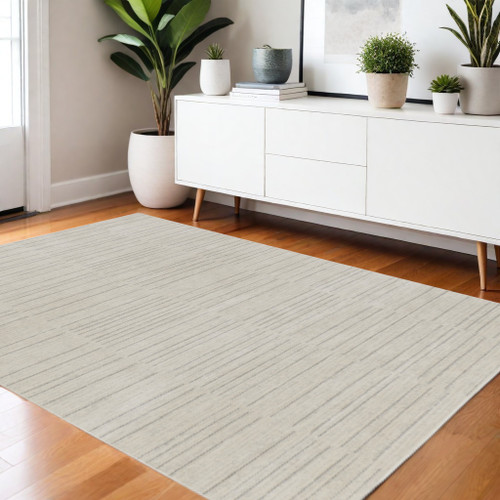 4' X 6' Gray And Ivory Abstract Area Rug