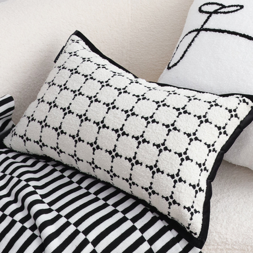 Rectanngular Nordic Monochrome Pattern Pillowcase