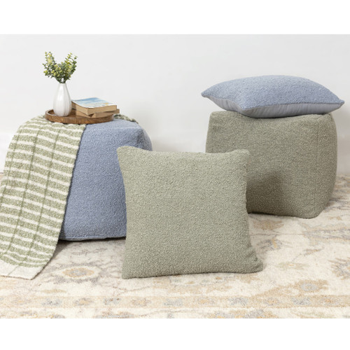 24" Green Throw Pillows