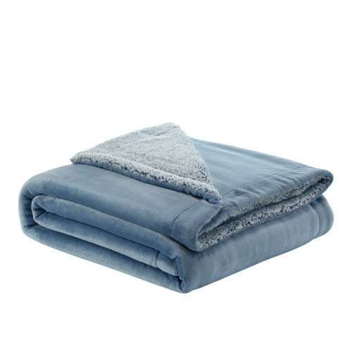 Queen Light Blue Polyester Knitted Plush Blanket