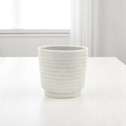 White Ceramic 23 Ounce Round Distressed Pot Planter