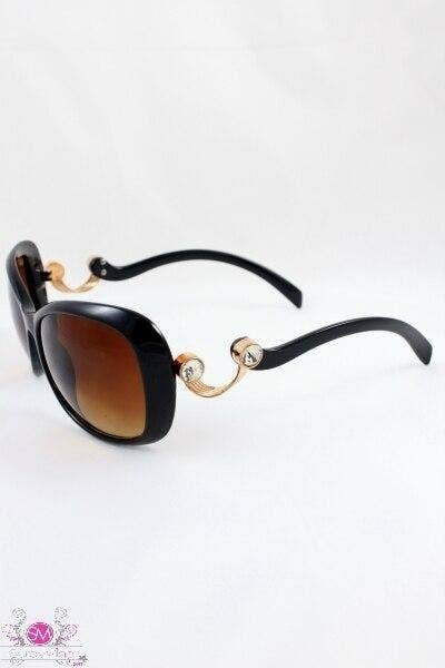 Fashion Sunglasses With Rhinestones