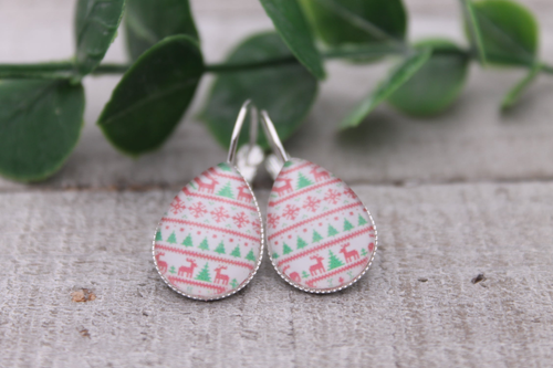 Christmas Sweater || Glass Teardrop French Lever Earrings