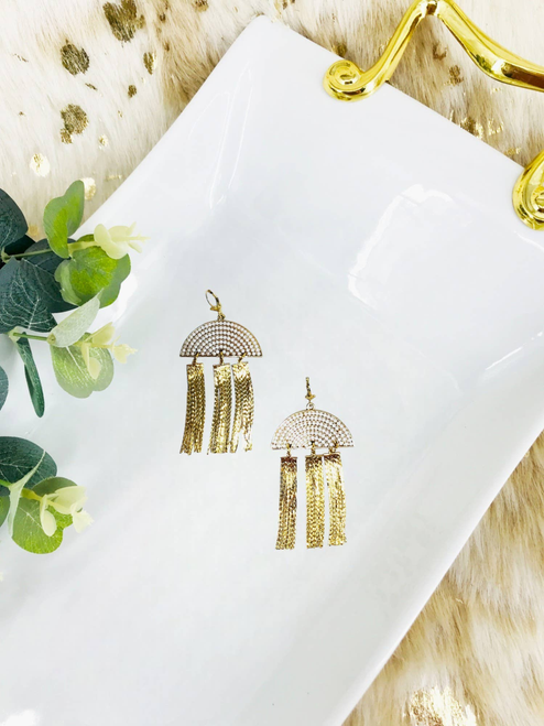 Pendant & Gold Tassel Earrings 