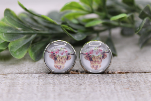Floral Highland Cow on White || 12mm Glass Stud Earrings