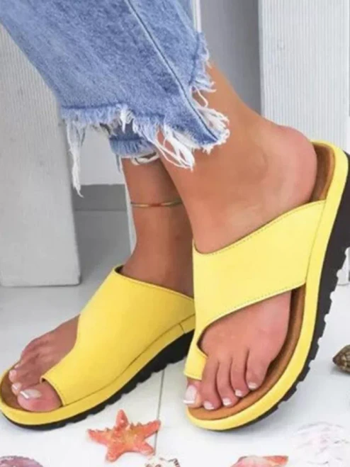 TOE RING BEACHWEAR SANDALS