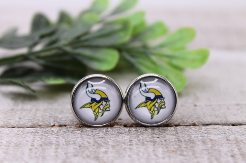 Vikings Football || 12mm Glass Stud Earrings