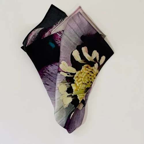 Hellebore Scarf
